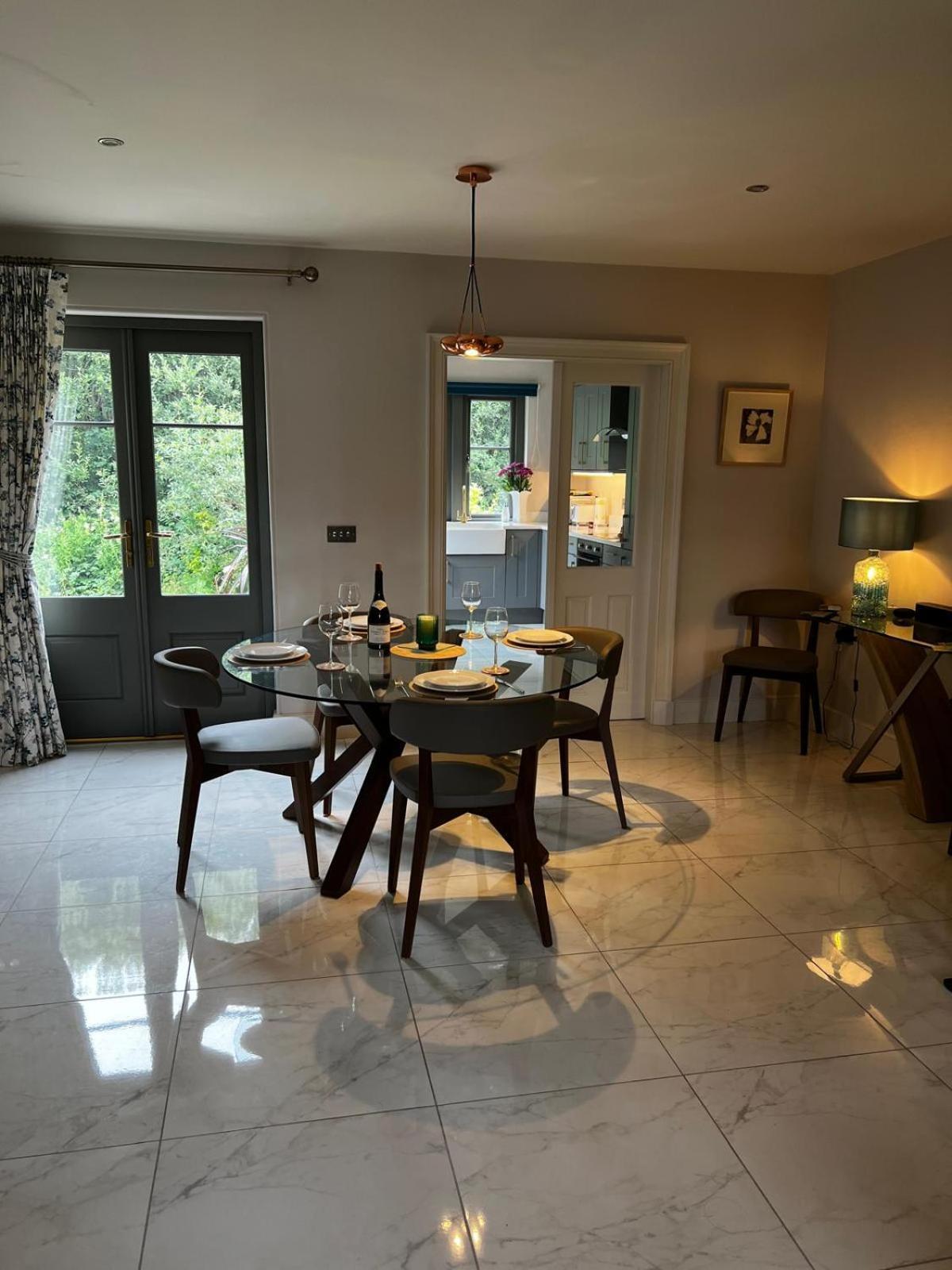 Chic Classy & Cosy At Lough Erne Golf Village And Resort Ballycassidy Luaran gambar